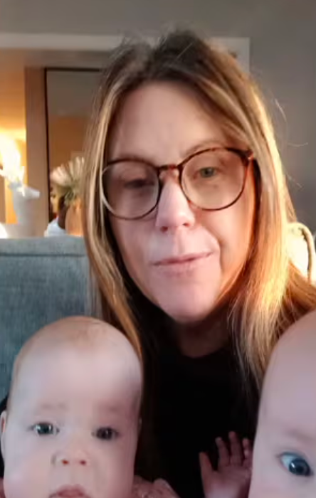 In her early 40s, she'd failed 2 rounds of IVF. She'd had many miscarriages. After taking Dr. Ye's formula, she got pregnant with twins within 2 months.